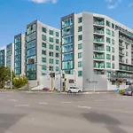 Quayside Quarters Apt Close To Spark Arena