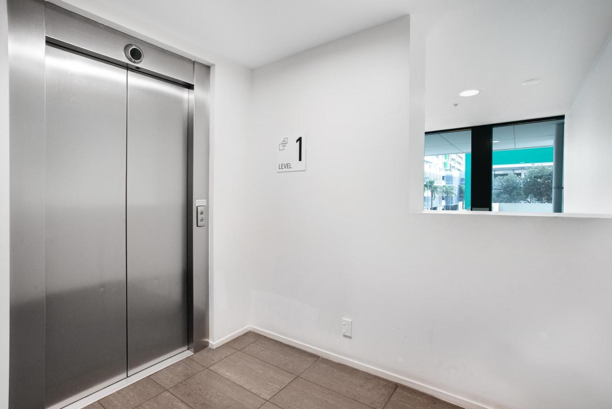 Apartment Quayside Quarters Close To Spark Arena